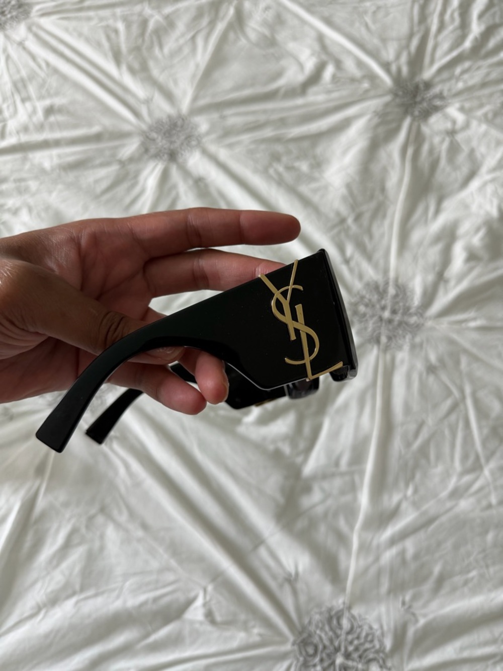 Saint Laurent YSL Classic Oversized Black Sunglasses - Picture 5 of 7